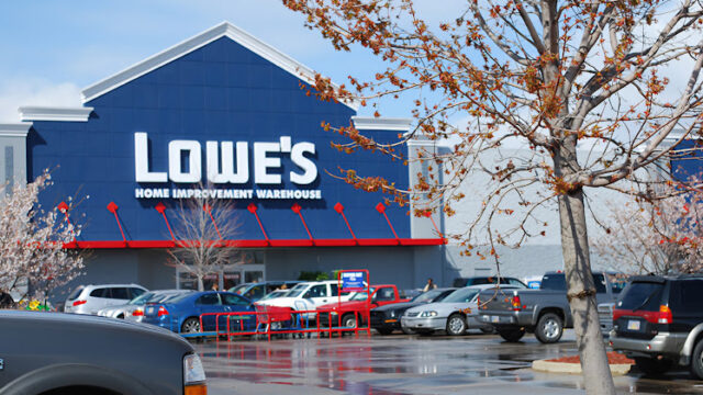 Lowe’s Garden Center